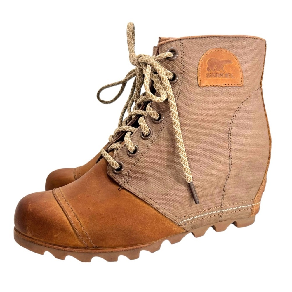 Sorel PDX Comfort Tan Leather
Waxed Canvas Waterproof Wedge Booties